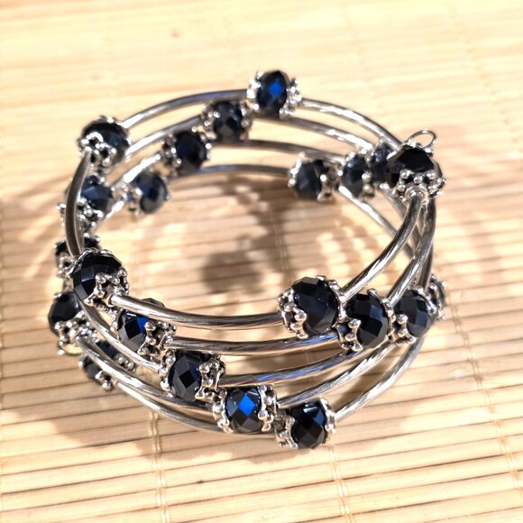 Silver Tone Crystal Wrap Bracelet With Black Faceted Beads & Filigree Details - Picture 1 of 7